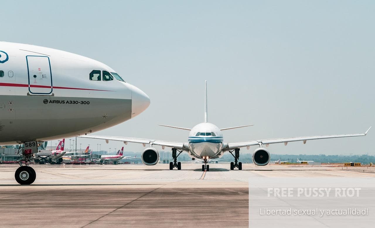 airplane, wait, apron, aviation, landing, airplane, airplane, airplane, airplane, airplane, aviation